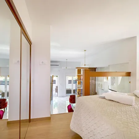 The Comfy Place - Dimitra Mare Luxury *